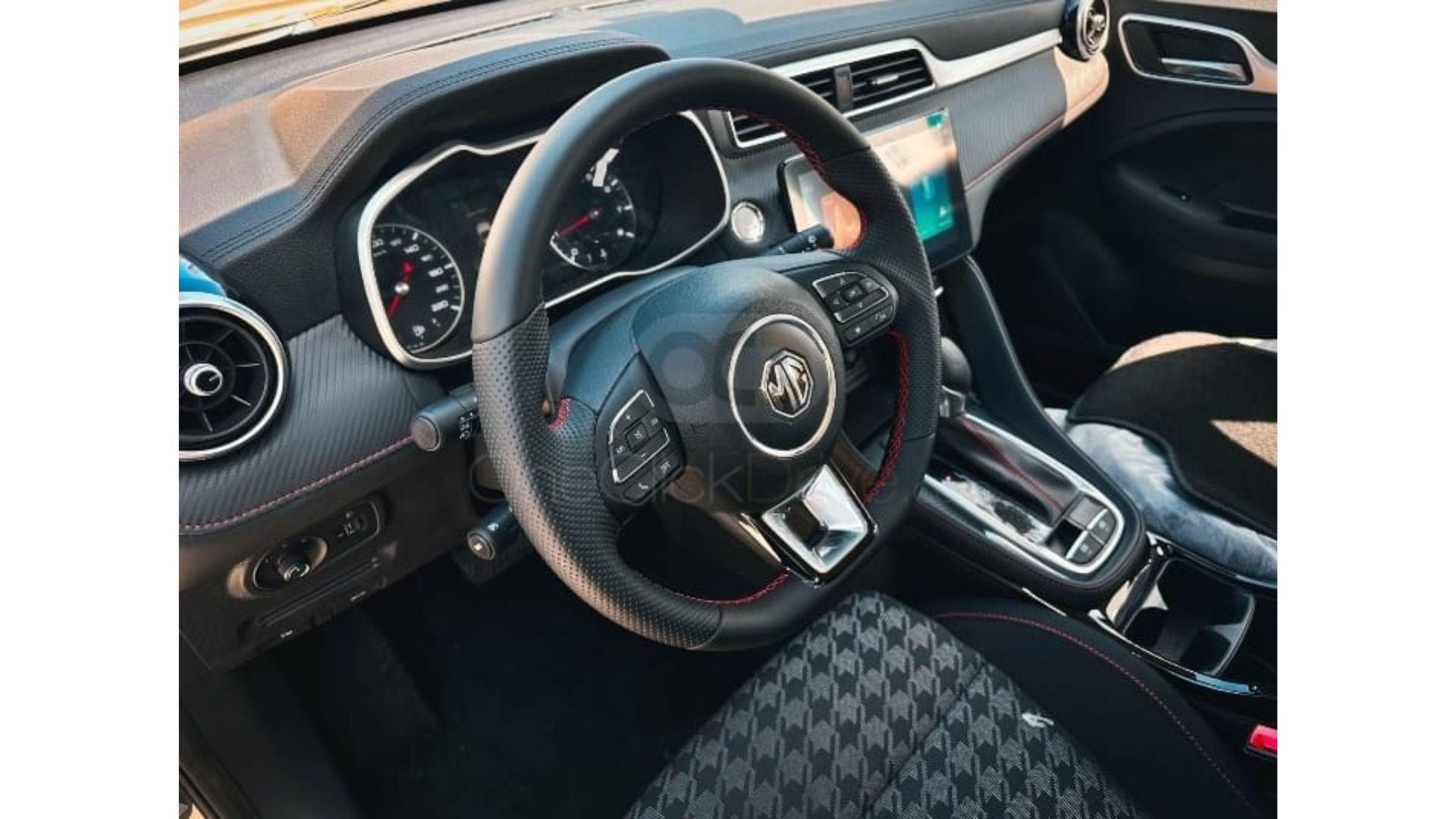 MG ZS 2024 - ejcarrental (2)